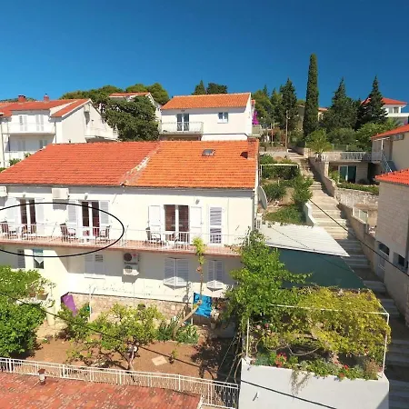 Apartment Ana Hvar Town