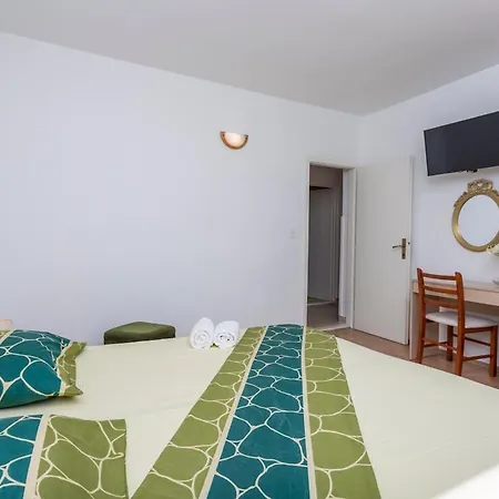 Ana Apartment