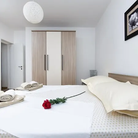 アパート Apartman Ana *